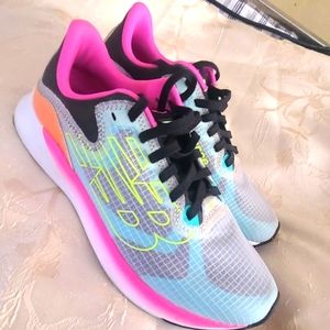 New Balance 7.5 women